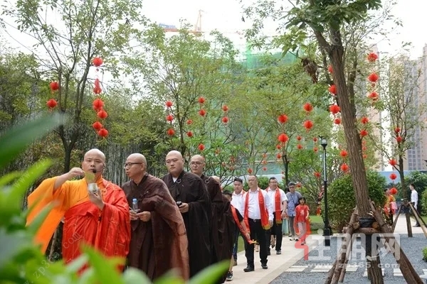 京贸·苏园苏式园林开放现场图