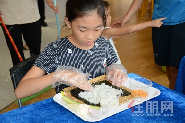 广汇汇钰园活动现场图