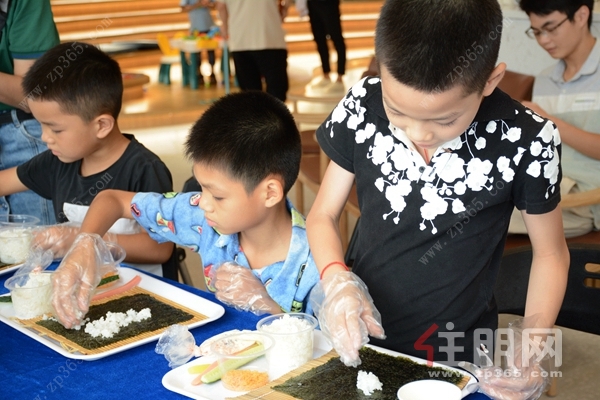 广汇汇钰园活动现场图