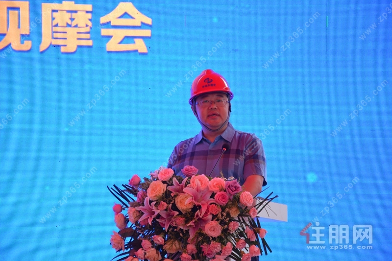 天津中鸿丰建设集团有限公司副总经理王伟义致词