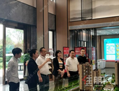 钦北区委常委、统战部部长及教育局局长调研桃源小学建设推进情况