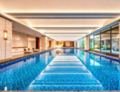 全维实景兑现｜乾水湾鎏金会所艺术恒温泳馆绽放，真豪宅无需想象