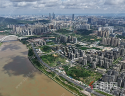 住进凤岭南“AI智慧豪宅”，281位业主悄悄享受了什么？