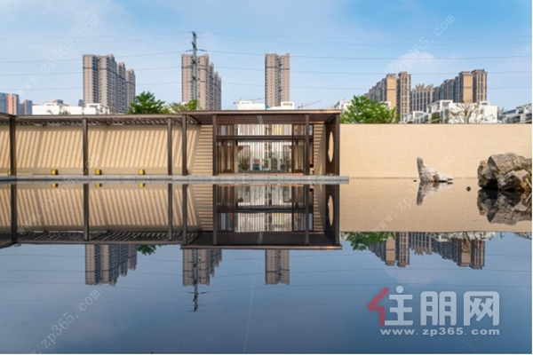 华泰荣御营销中心实景图