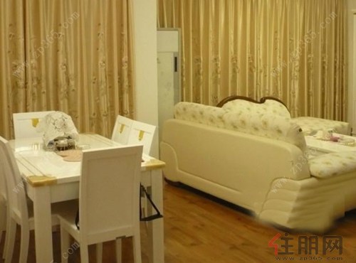 三元小区室内实景图