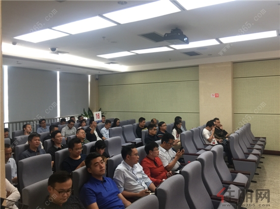 幼儿园人均用地面积