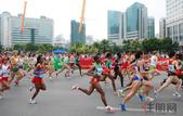12月13日跑起来 “万科杯”国际半程马拉松传递正能量