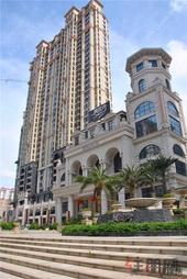 凤景湾双景观**盛大开盘 湖景臻品热销揭秘