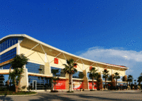 万泉城会所广场